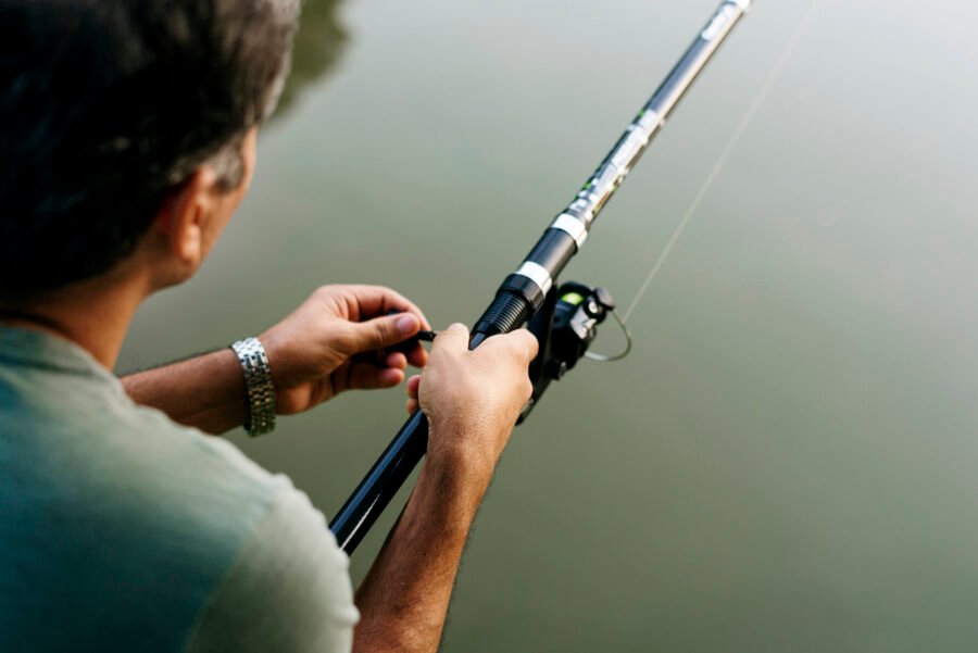 Pesca a spinning en mar: consejos para principiantes